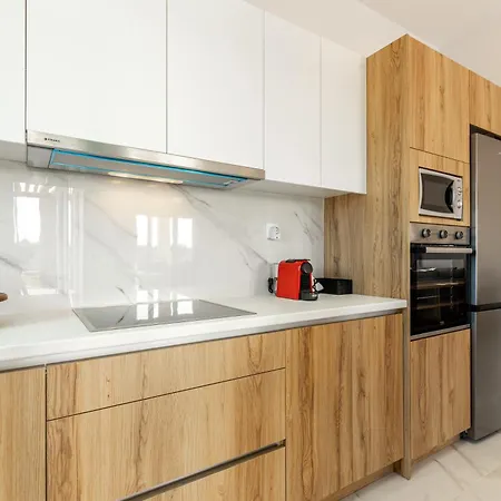 Sandi With Private Pool