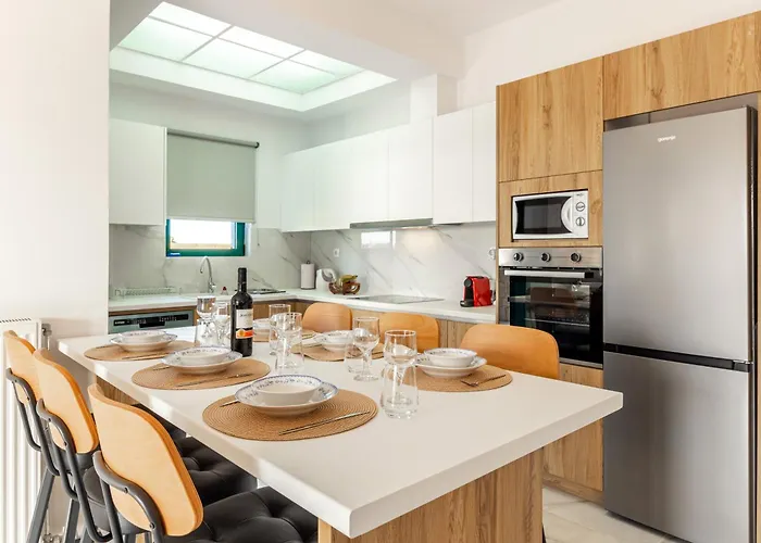 Sandi With Private Pool * Hersonissos (Crete)