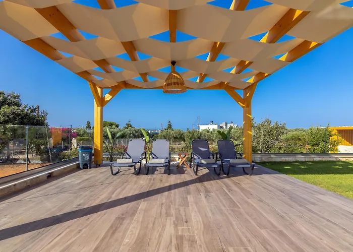 Sandi With Private Pool * Hersonissos (Crete)