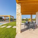 Sandi With Private Pool Villa Hersonissos (Crete)