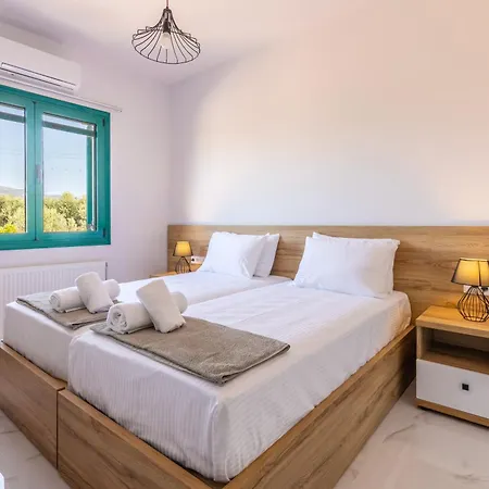 Sandi With Private Pool *